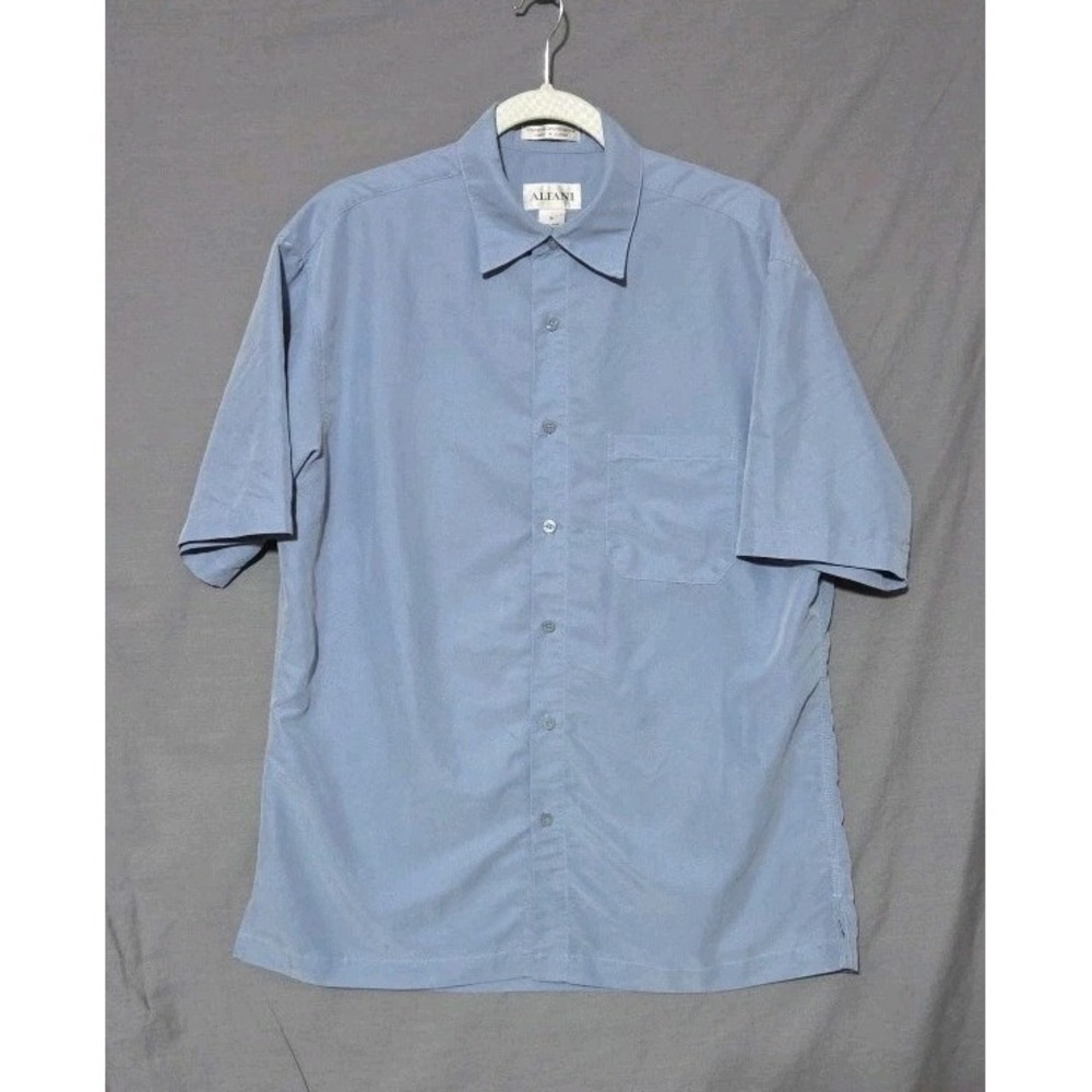 Men's Alfani Short Sleeve Dress Shirt Light Blue Medium Split Hem